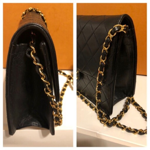 ❤️SOLD!!Authentic Chanel Black Matelasse CC Logo Bag - Picture 5 of 8